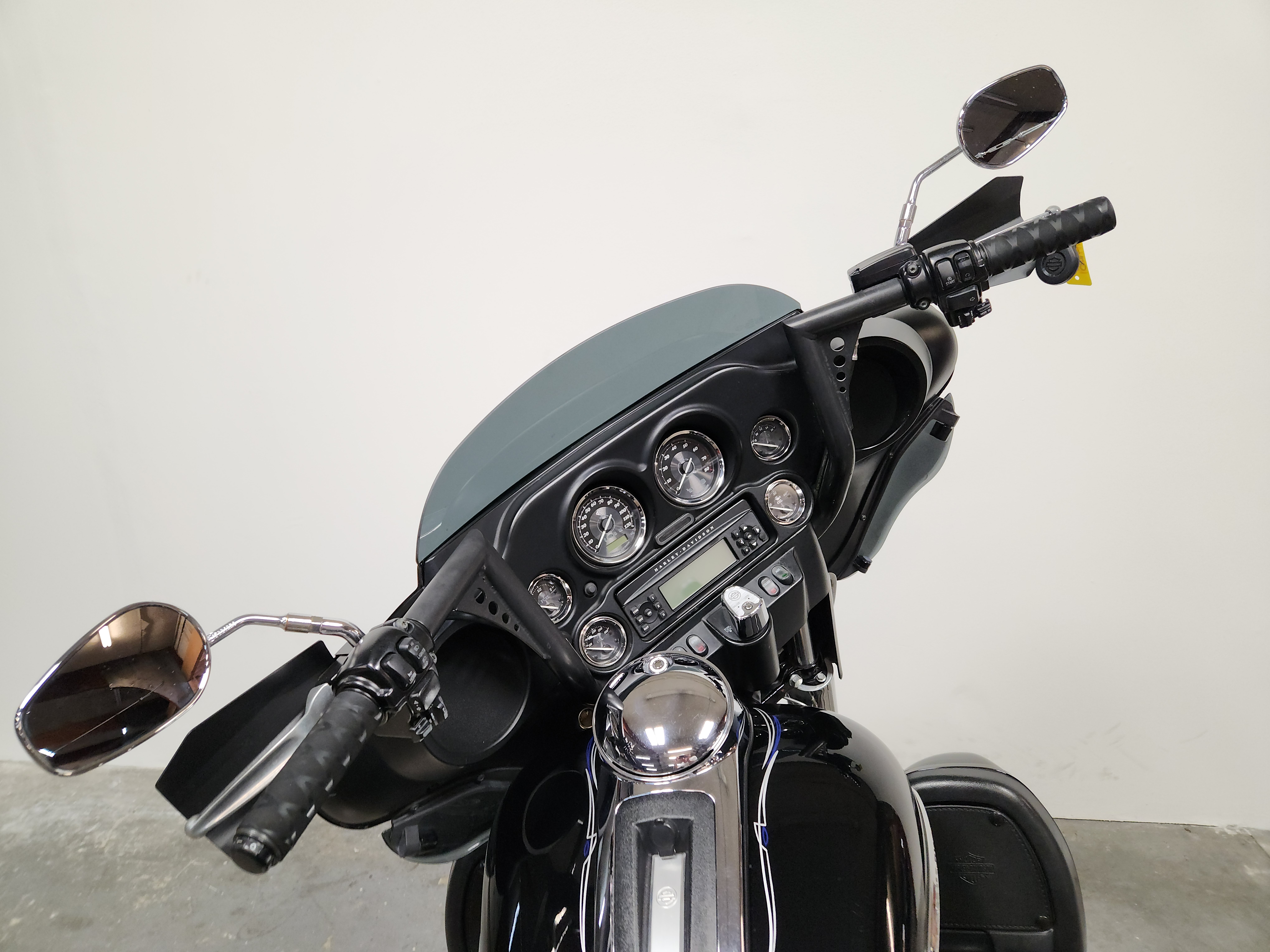 2013 Harley-Davidson® Ultra Limited Motorcycle