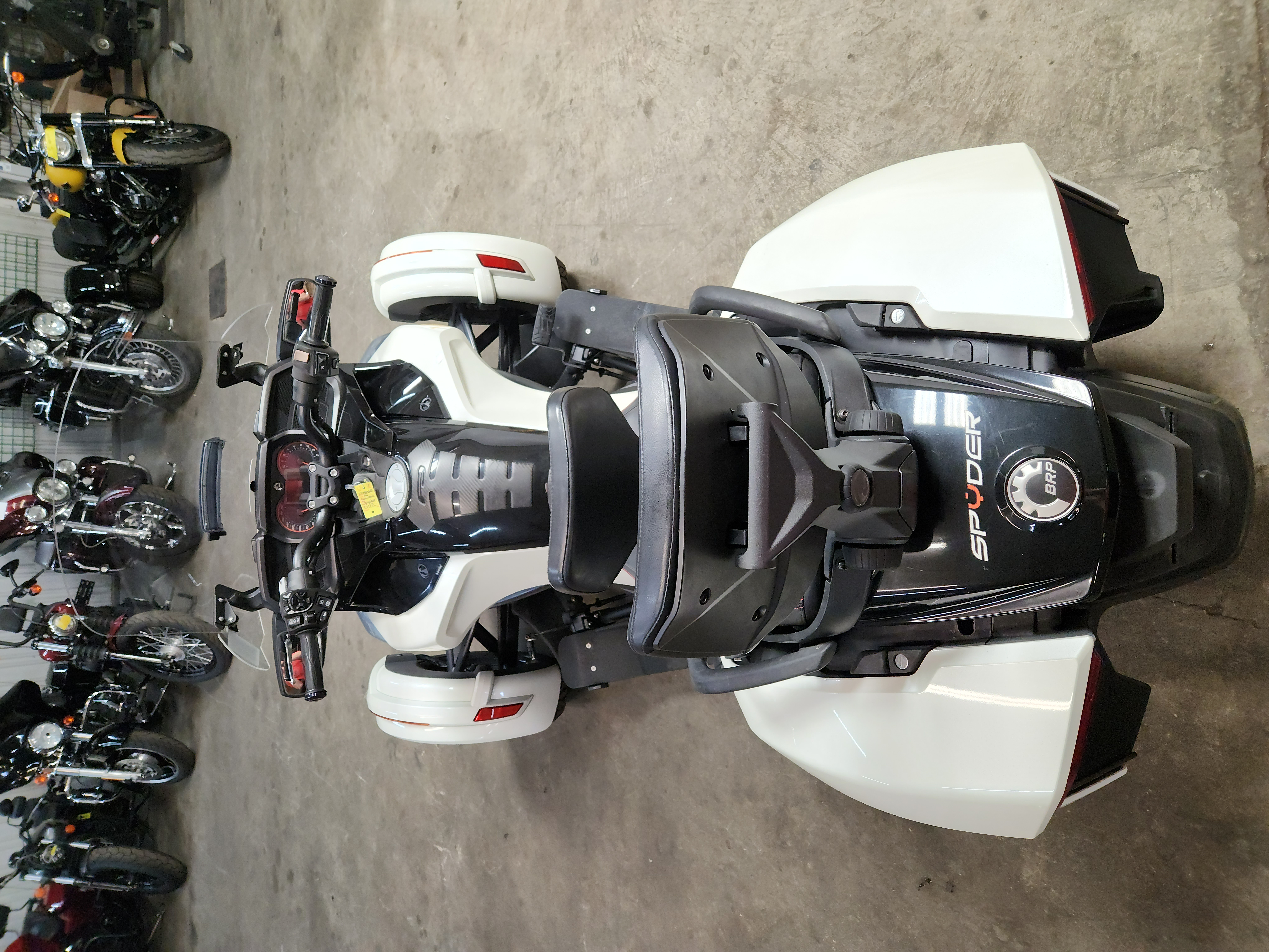 2016 Can-Am Spyder F3-T SM6 Motorcycle