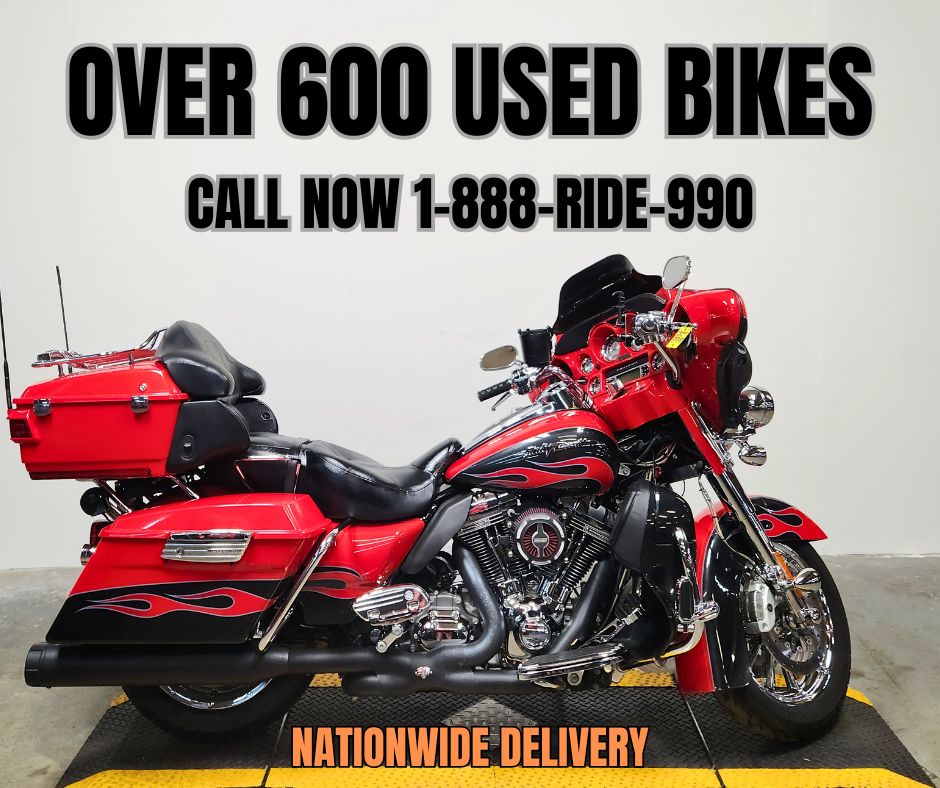 2010 Harley-Davidson® CVO™ Ultra Classic® Electra Glide® Motorcycle