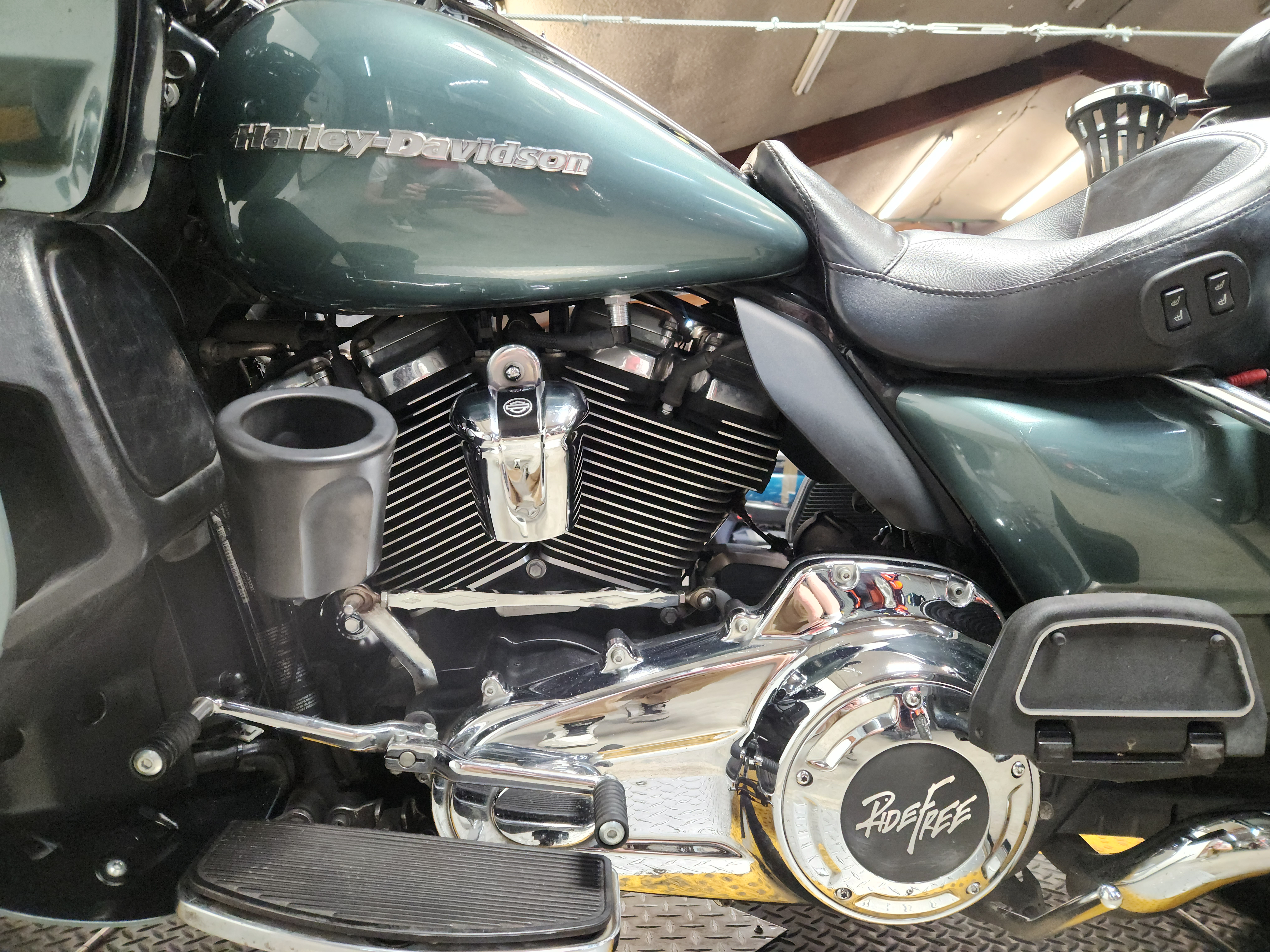 2020 Harley-Davidson® Road Glide® Limited Motorcycle