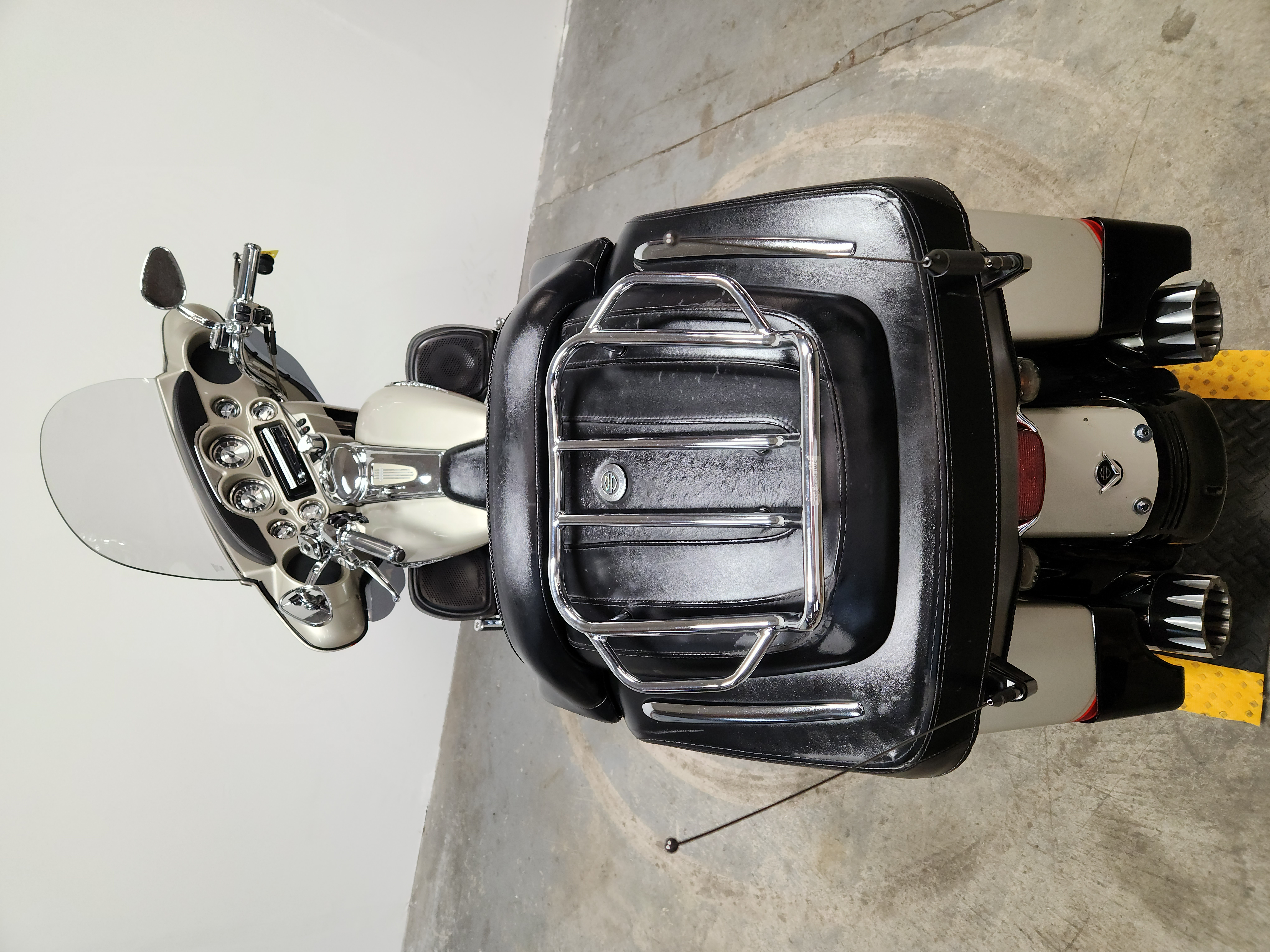2006 Harley-Davidson® CVO™ Ultra Classic® Electra Glide® Motorcycle