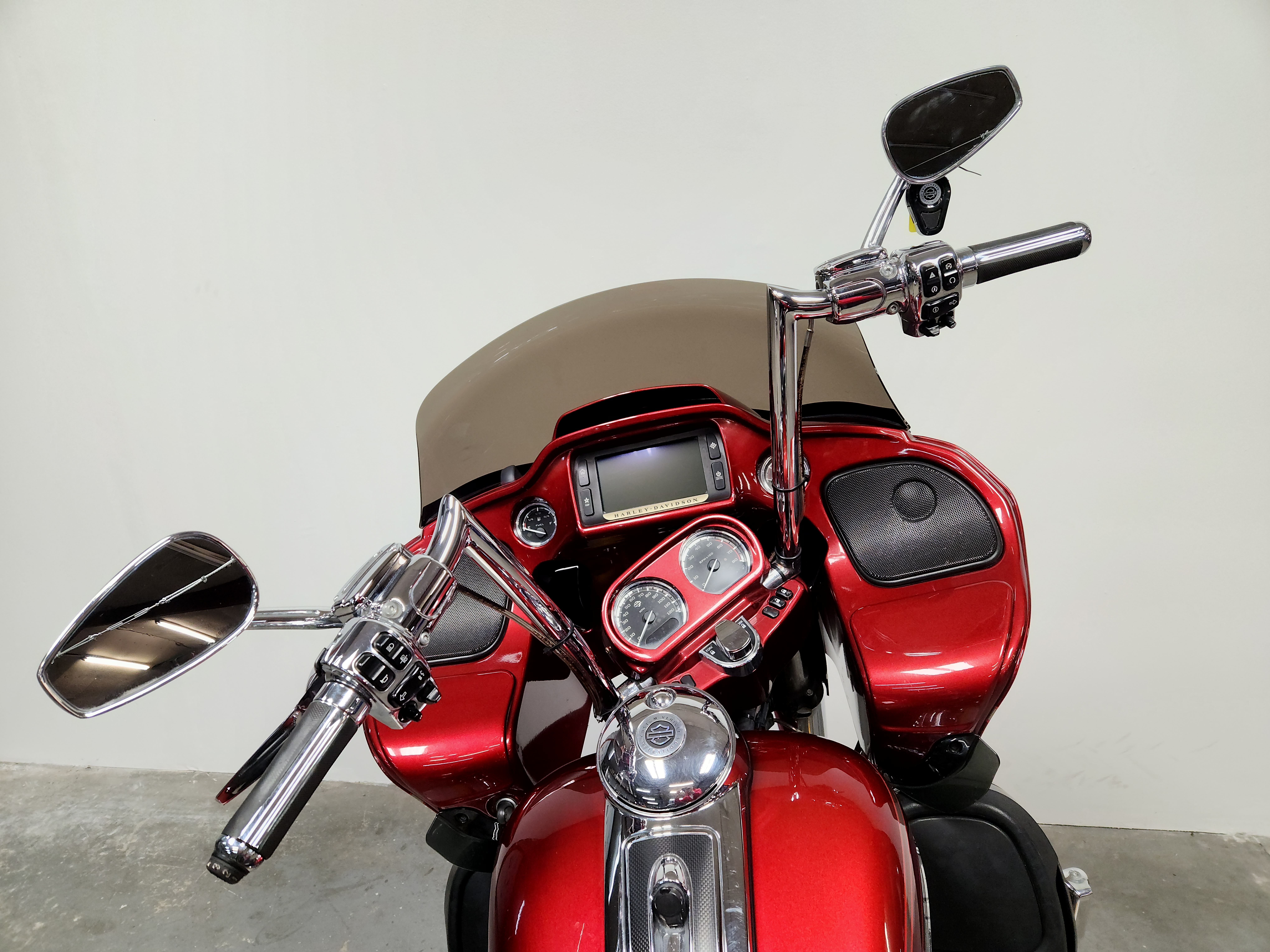 2016 Harley-Davidson® CVO™ Road Glide® Ultra Motorcycle