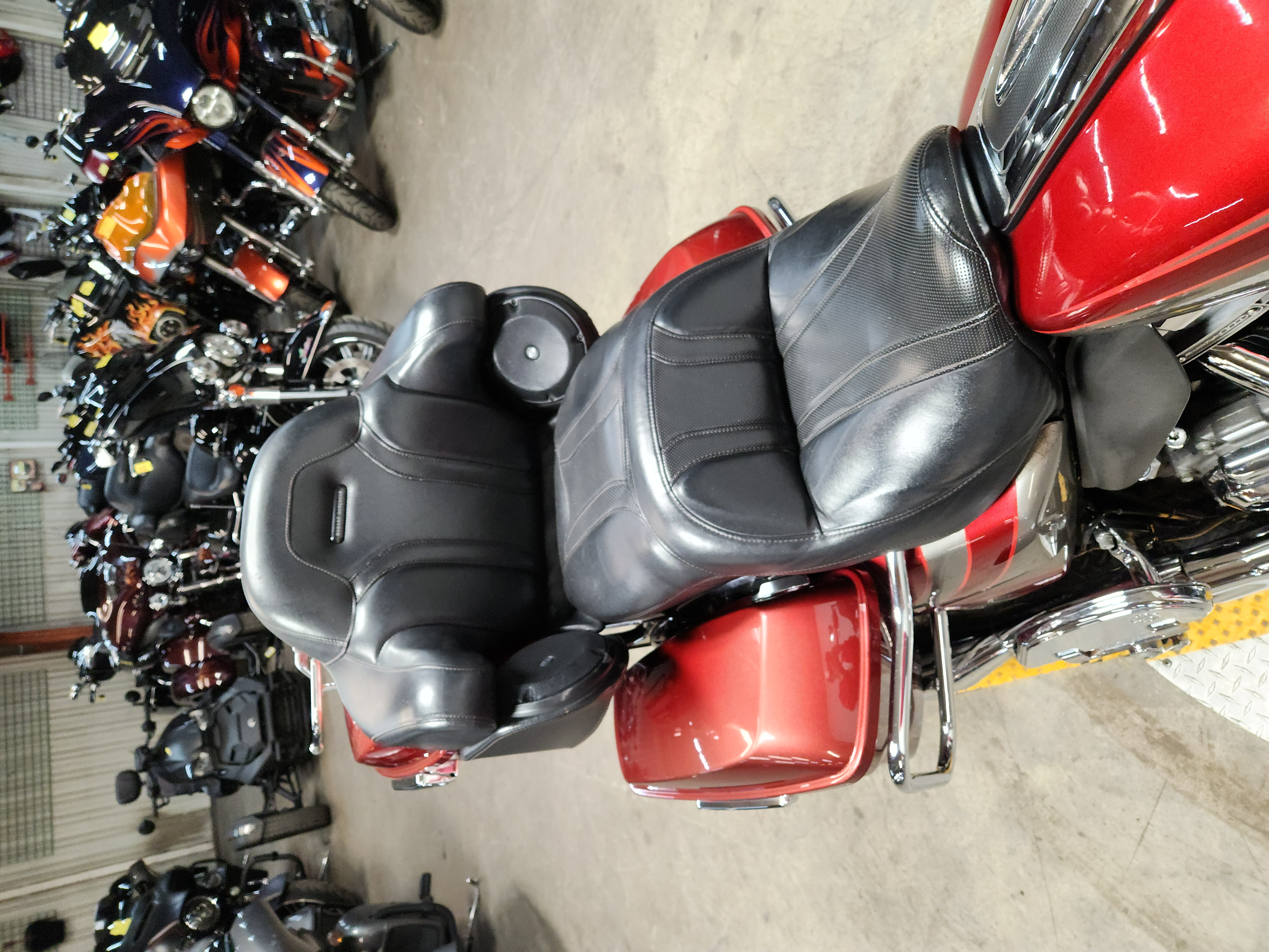 2016 Harley-Davidson® CVO™ Road Glide® Ultra Motorcycle