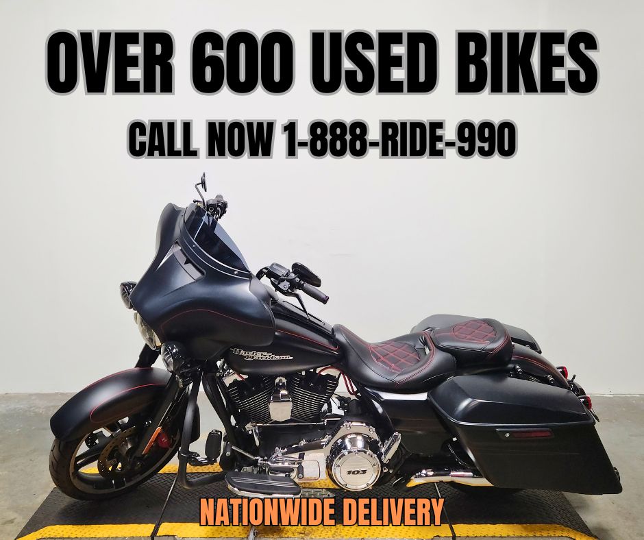 2015 Harley-Davidson® Street Glide® Special Motorcycle