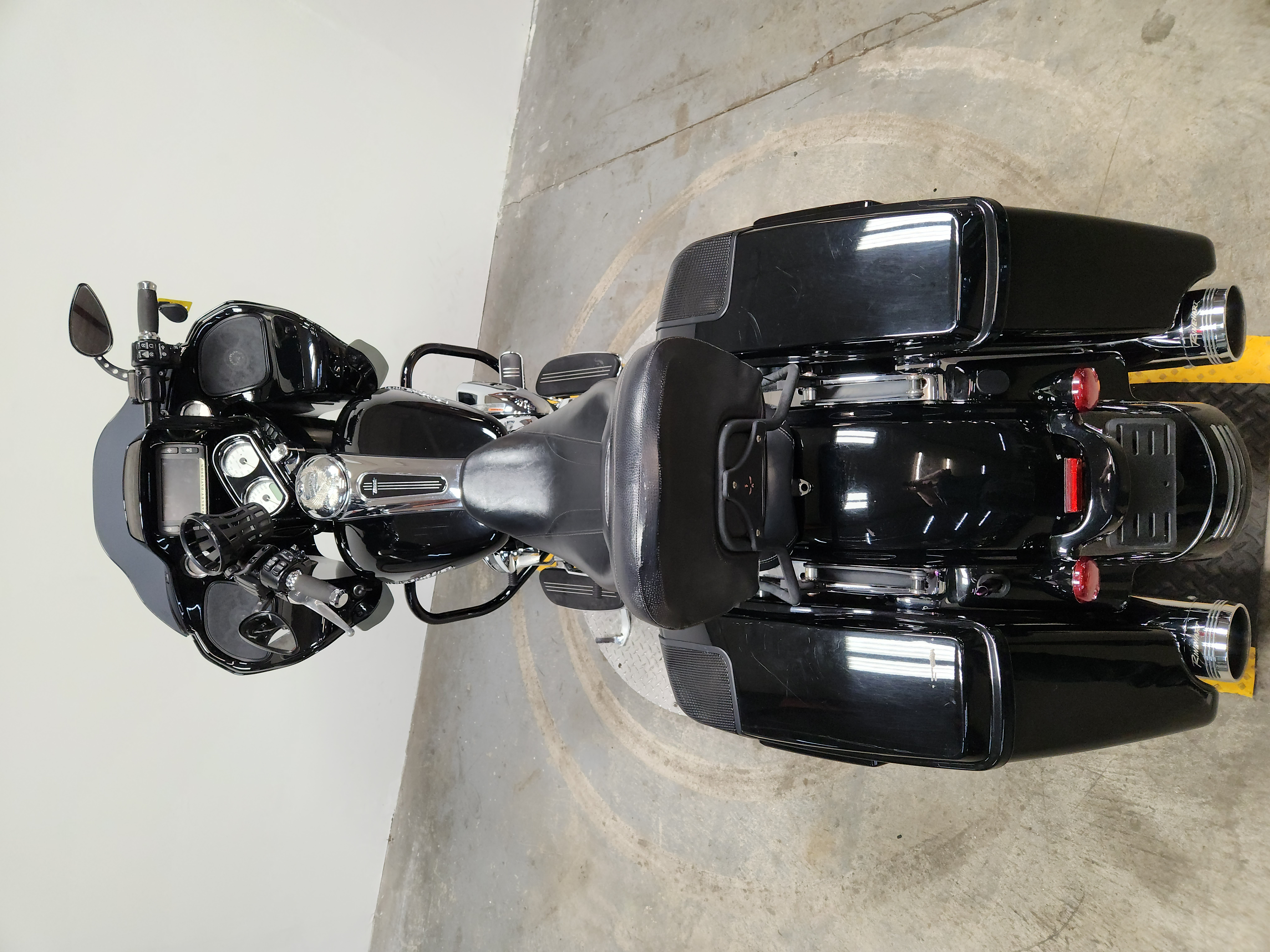 2017 Harley-Davidson® Road Glide® Special Motorcycle