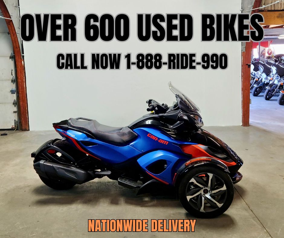 2015 Can-Am Spyder ST-S SE5 Special Series Motorcycle