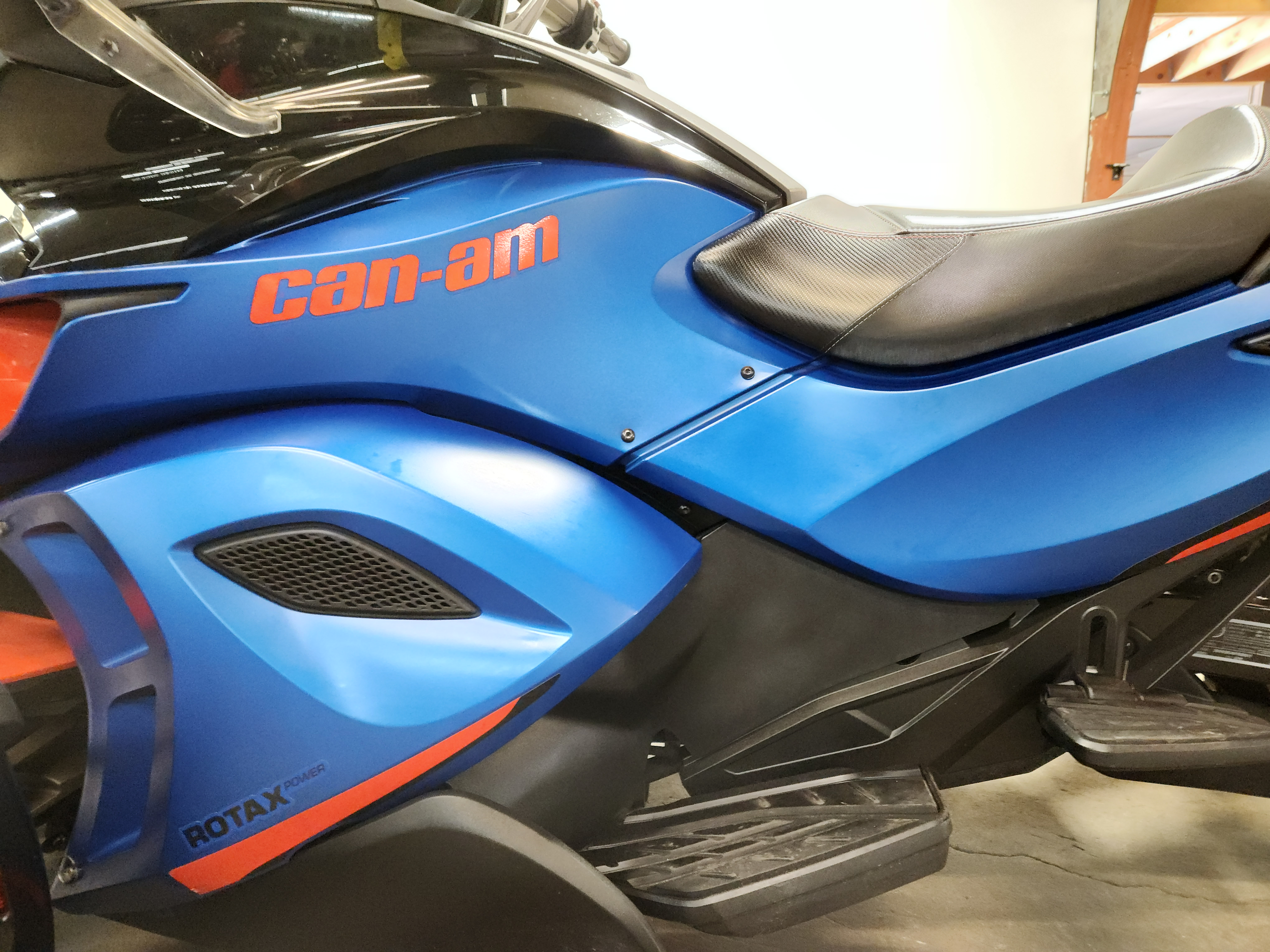 2015 Can-Am Spyder ST-S SE5 Special Series Motorcycle