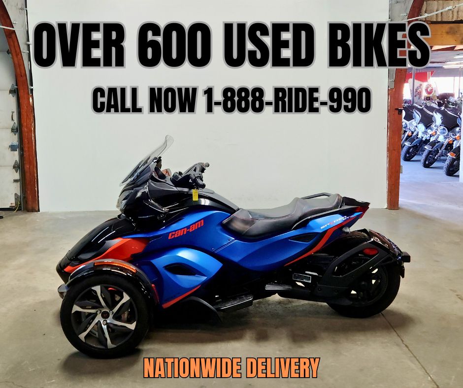 2015 Can-Am Spyder ST-S SE5 Special Series Motorcycle