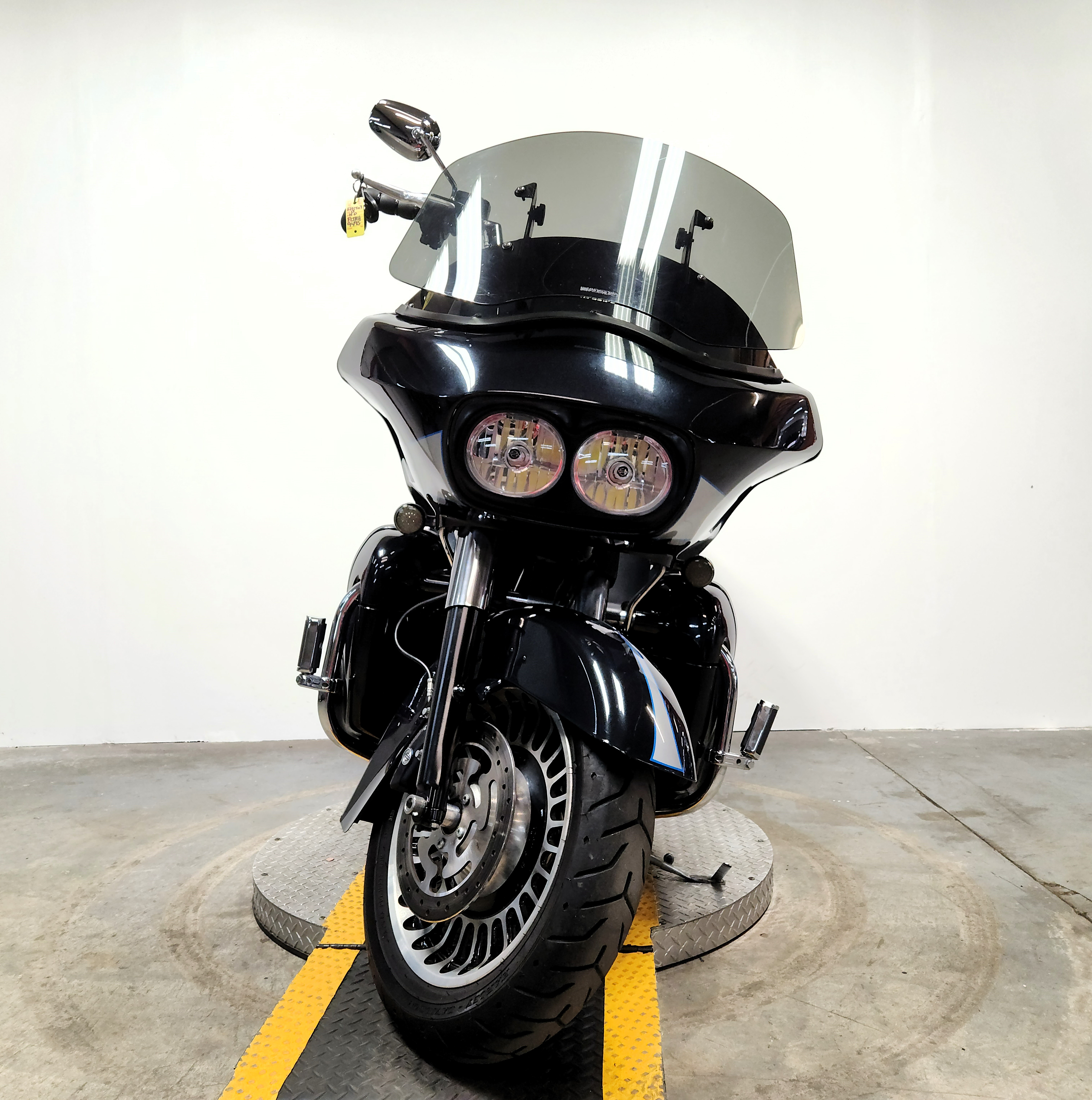 2013 Harley-Davidson® Road Glide® Ultra Motorcycle