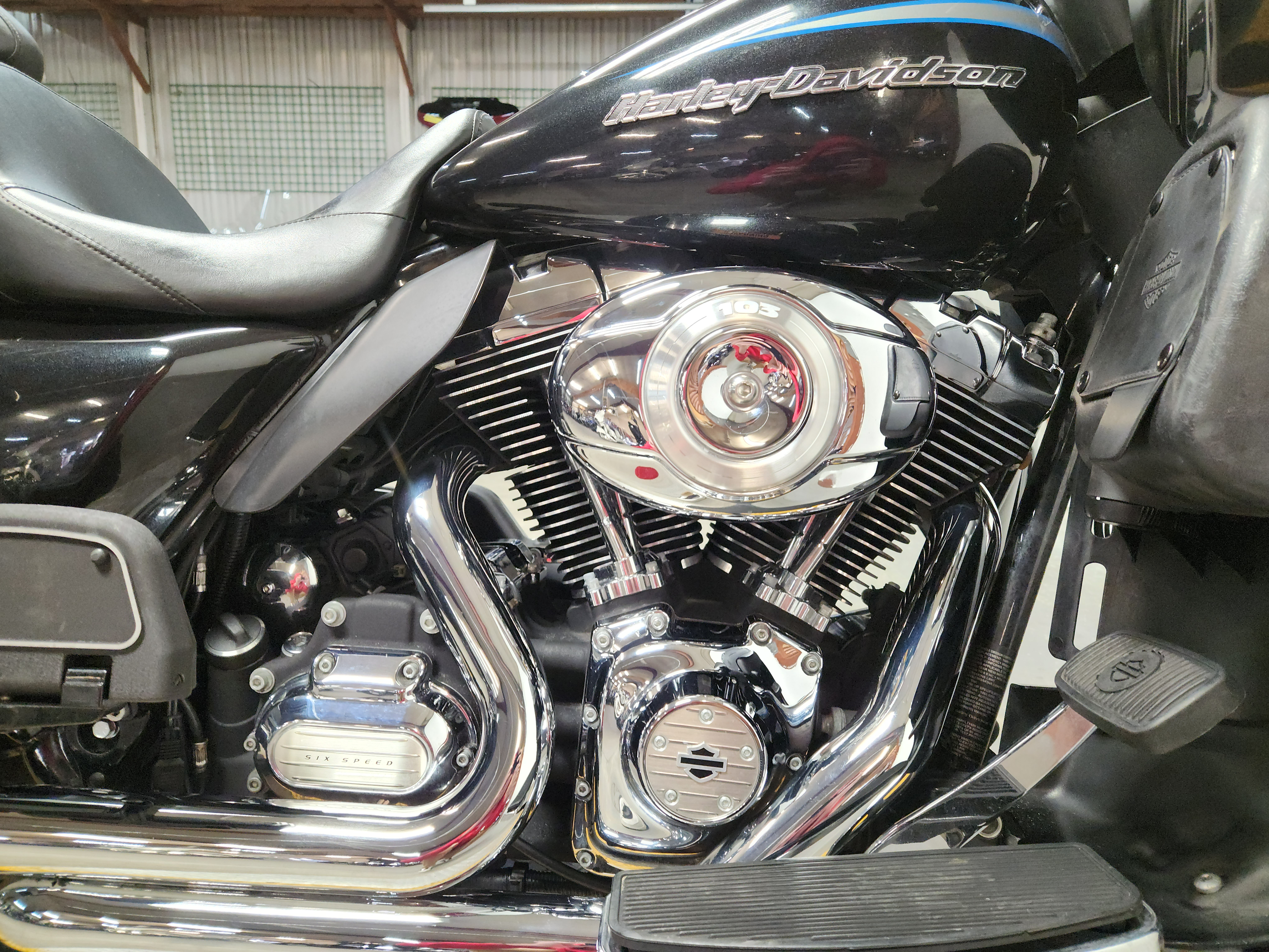 2013 Harley-Davidson® Road Glide® Ultra Motorcycle